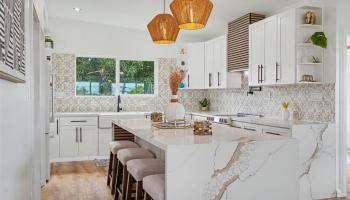 1430  Alewa Drive Alewa Heights, Honolulu home - photo 4 of 25