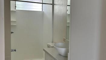 1430 Wilder Ave Honolulu - Rental - photo 3 of 11