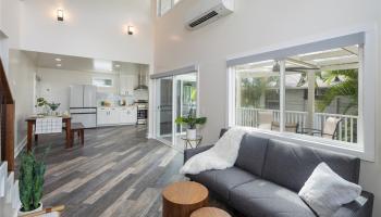 1431  10th Ave ,  home - photo 1 of 23
