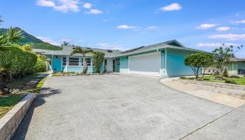 1439  Akuleana Place Enchanted Lake, Kailua home - photo 2 of 19