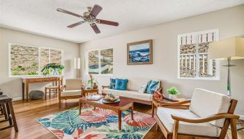 1440  Miloiki Street Kamiloiki, Hawaii Kai home - photo 2 of 25