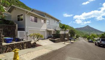 1440  Miloiki Street Kamiloiki, Hawaii Kai home - photo 4 of 25