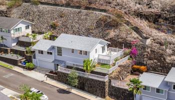 1440  Miloiki Street Kamiloiki, Hawaii Kai home - photo 5 of 25