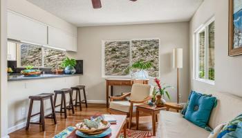 1440  Miloiki Street Kamiloiki, Hawaii Kai home - photo 6 of 25