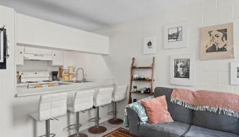 Ward Villa condo # 505, Honolulu, Hawaii - photo 4 of 24