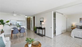 Victoria Plaza condo # 1403, Honolulu, Hawaii - photo 6 of 24