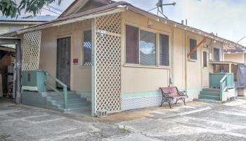 1448 Kamehameha IV Road Kalihi-lower, Honolulu home - photo 3 of 25 1448 Kamehameha IV Road Kalihi-lower, Honolulu home - photo 3 of 25