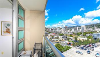 1448 Young St condo # 1404, Honolulu, Hawaii - photo 3 of 25