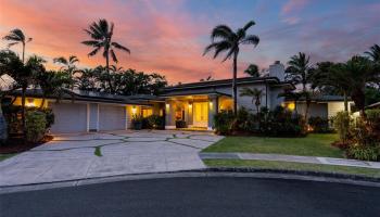 145  Kaimoani Way Beachside, Kailua home - photo 2 of 25