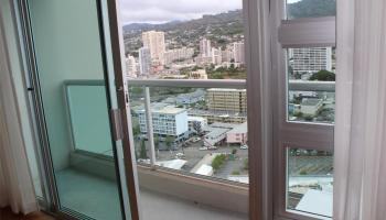 1450 Young St condo # 2506, Honolulu, Hawaii - photo 2 of 14