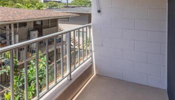 Queens Villa condo # 211, Honolulu, Hawaii - photo 6 of 12