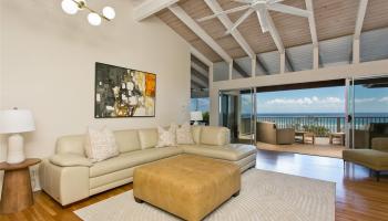 1460  Kamole Street Waialae Iki, Diamond Head home - photo 5 of 25