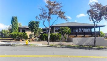 1472  Ala Naupaka Street Lakeside, Honolulu home - photo 2 of 22