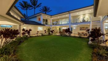 148 Kaimoani Way Beachside, Kailua home - photo 4 of 24 148 Kaimoani Way Beachside, Kailua home - photo 4 of 24