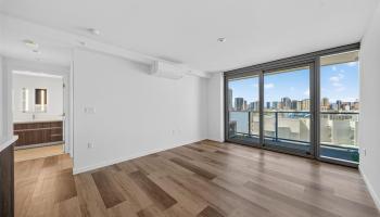 1500 Rycroft Street Honolulu - Rental - photo 3 of 25