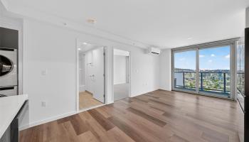 1500 Rycroft St Honolulu - Rental - photo 2 of 25