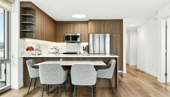 1500 Rycroft Street Honolulu - Rental - photo 4 of 25