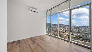 The Park on Keeaumoku condo # PH 4401, Honolulu, Hawaii - photo 2 of 12