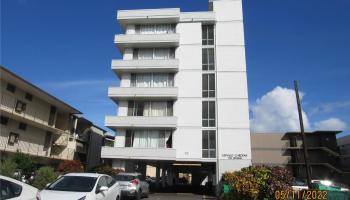 Kewalo Gardens condo # 506, Honolulu, Hawaii - photo 1 of 15