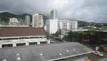 Kewalo Gardens condo # 506, Honolulu, Hawaii - photo 4 of 15