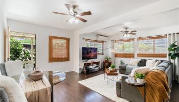 1506  Frear St Punchbowl-lower, Honolulu home - photo 2 of 19