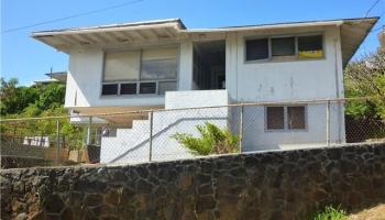 1510 Mawae Pl Alewa Heights, Honolulu home - photo 1 of 14 1510 Mawae Pl Alewa Heights, Honolulu home - photo 1 of 14