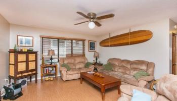 1510 Nehoa St Ualakaa, Honolulu home - photo 4 of 17 1510 Nehoa St Ualakaa, Honolulu home - photo 4 of 17