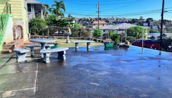 1515 Kealia Drive Kamehameha Heights, Honolulu home - photo 3 of 19 1515 Kealia Drive Kamehameha Heights, Honolulu home - photo 3 of 19