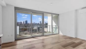 The Park on Keeaumoku condo # 610, Honolulu, Hawaii - photo 2 of 23