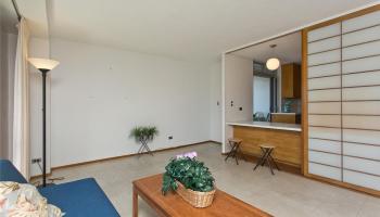 Queen Emma Gardens condo # 1957, Honolulu, Hawaii - photo 5 of 25