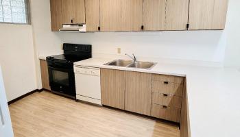 Sky Tower Apts condo # 204, Honolulu, Hawaii - photo 6 of 23