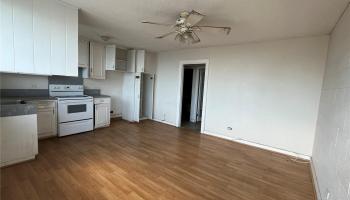 Emerson Plaza condo # 104, Honolulu, Hawaii - photo 2 of 9