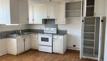 Emerson Plaza condo # 104, Honolulu, Hawaii - photo 3 of 9