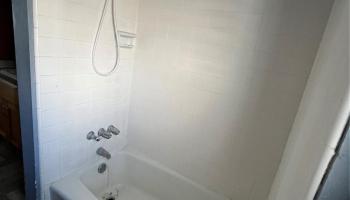 Emerson Plaza condo # 104, Honolulu, Hawaii - photo 6 of 9