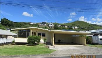 1516 Mahiole Pl Moanalua Gardens, Honolulu home - photo 1 of 13 1516 Mahiole Pl Moanalua Gardens, Honolulu home - photo 1 of 13