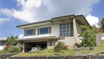 1516 Paina St Alewa Heights, Honolulu home - photo 2 of 14 1516 Paina St Alewa Heights, Honolulu home - photo 2 of 14