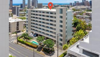 Westview Plaza condo # 302, Honolulu, Hawaii - photo 1 of 16