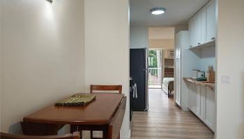 Westview Plaza condo # 302, Honolulu, Hawaii - photo 4 of 16