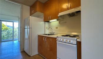 Westview Plaza condo # 401, Honolulu, Hawaii - photo 6 of 19