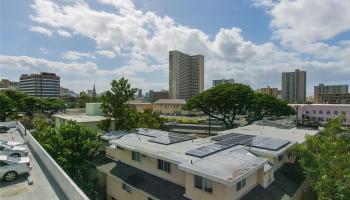 Makiki Park Pl condo # 404, Honolulu, Hawaii - photo 1 of 1