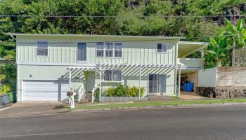 1518 Ala Lani Street Moanalua Valley, Honolulu home - photo 1 of 15 1518 Ala Lani Street Moanalua Valley, Honolulu home - photo 1 of 15