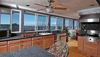 1519 Kaminaka Dr St. Louis, Diamond Head home - photo 3 of 10 1519 Kaminaka Dr St. Louis, Diamond Head home - photo 3 of 10