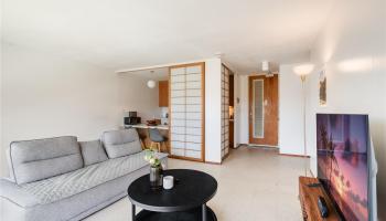 Queen Emma Gardens condo # 1045, Honolulu, Hawaii - photo 4 of 15