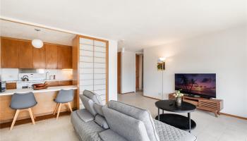 Queen Emma Gardens condo # 1045, Honolulu, Hawaii - photo 5 of 15