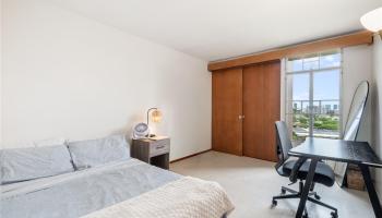 Queen Emma Gardens condo # 1045, Honolulu, Hawaii - photo 6 of 15