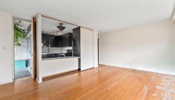 Queen Emma Gardens condo # 947, Honolulu, Hawaii - photo 4 of 25