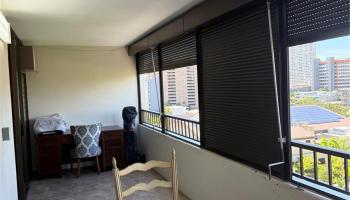 Punahou Chalet condo # 901, Honolulu, Hawaii - photo 6 of 10