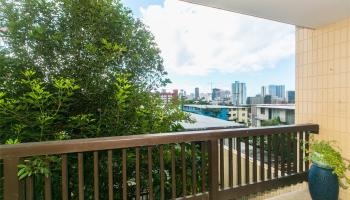 Pensacola Gardens condo # 101, Honolulu, Hawaii - photo 1 of 17