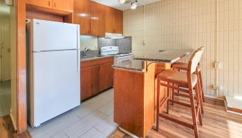 1524 Pensacola St Honolulu - Rental - photo 2 of 19