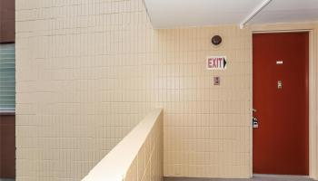 Pensacola Gardens condo # 210, Honolulu, Hawaii - photo 2 of 25